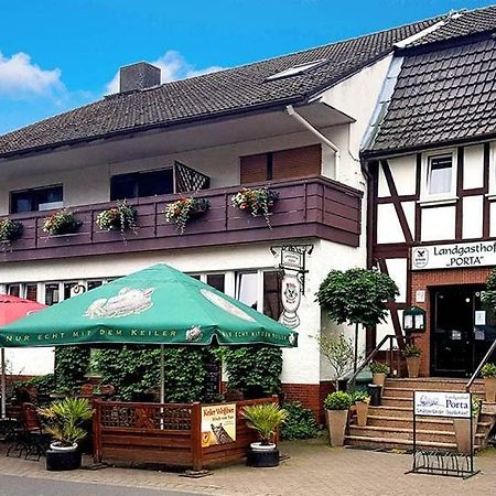 Landgasthof-Porta Schlitz Buitenkant foto